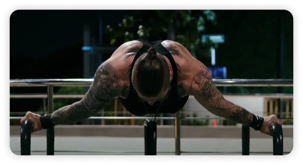 Calisthenics skill training on bars